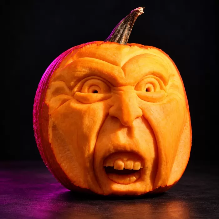 Carved pumpkin, Oct 2007