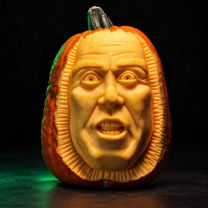 Carved pumpkin, Oct 2010