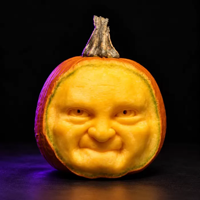Carved pumpkin, Oct 2012