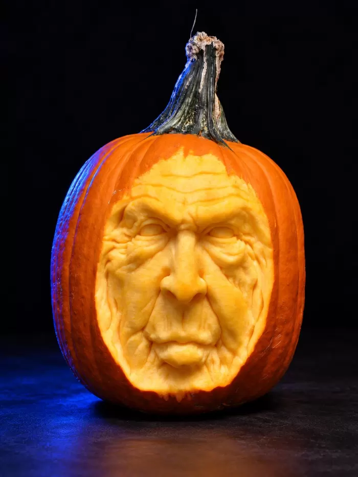 Carved pumpkin, Oct 2014