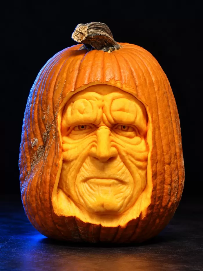 Carved pumpkin, Oct 2015