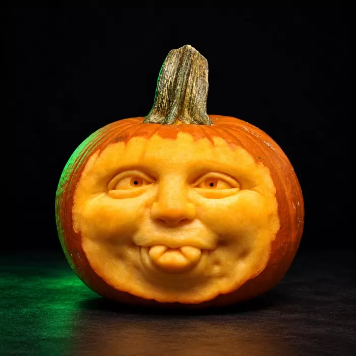 Carved pumpkin, Oct 2016